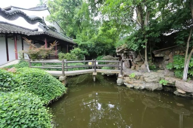 784978822.jpg 784978822.jpg