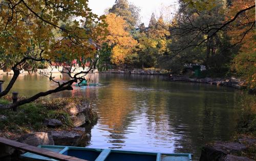 钓鱼台秋景.jpg 钓鱼台秋景.jpg