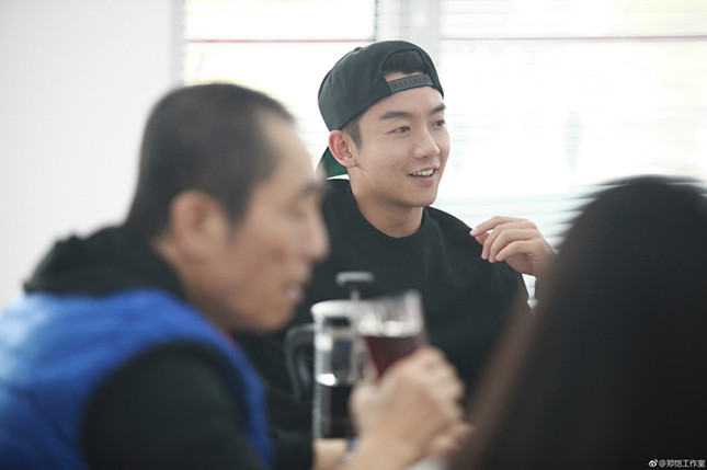 郑恺_副本.jpg 郑恺_副本.jpg