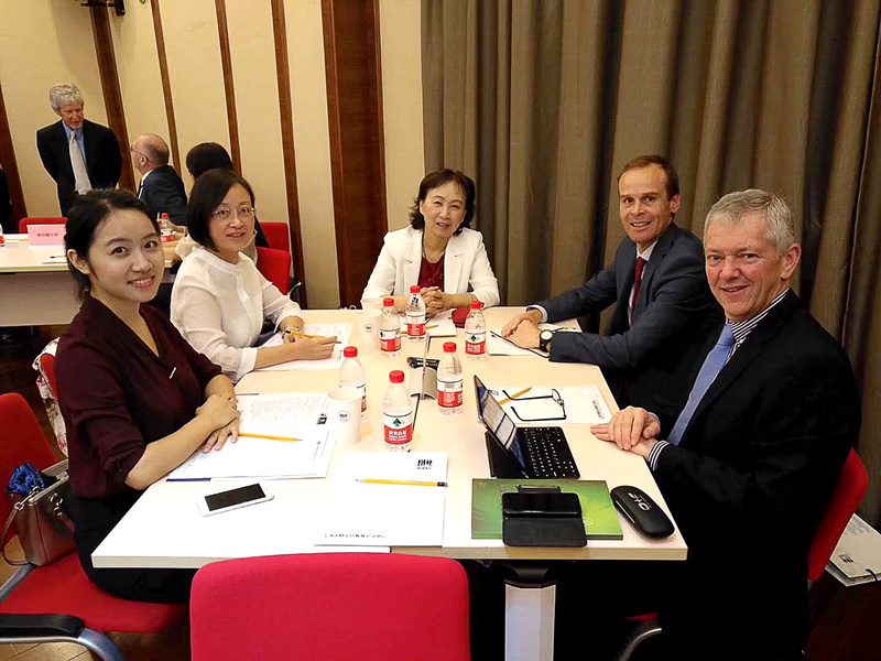 国际学术交流_副本.jpg 国际学术交流_副本.jpg