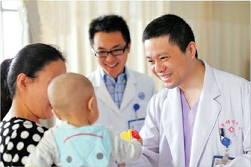 夏强.jpg 夏强.jpg