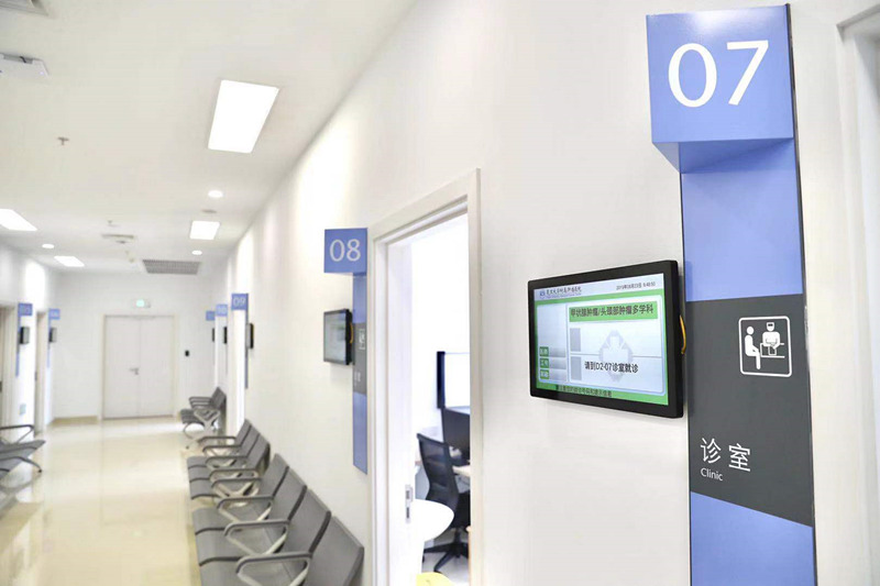 895567821.jpg 895567821.jpg