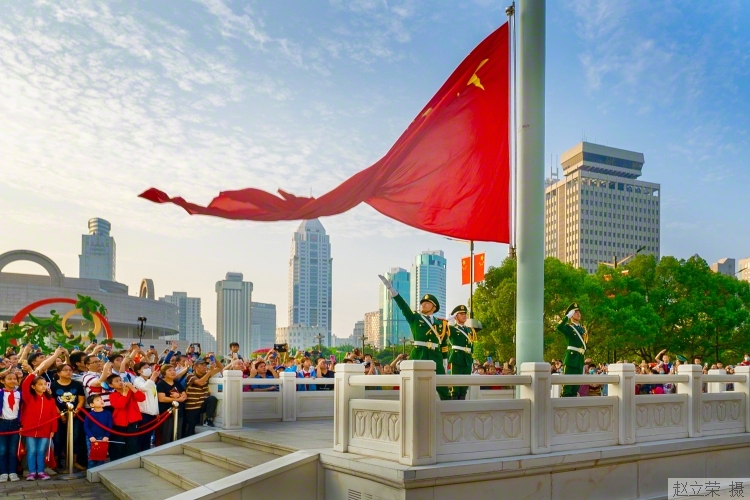 small.jpg?key=beb5080b9wxada5f438b1fe8a6380df2e4a98a7ba6737c8d60