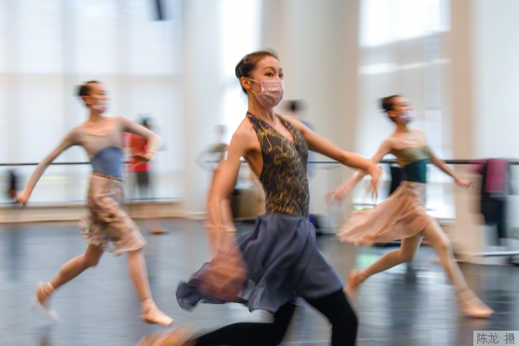 small.jpg?key=beb5080b9wxada5f438b1fe8a6380df2e4a98a7ba6737c8d60