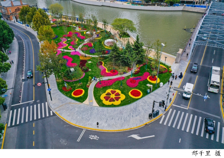 2982652_w750.jpg 2982652_w750.jpg