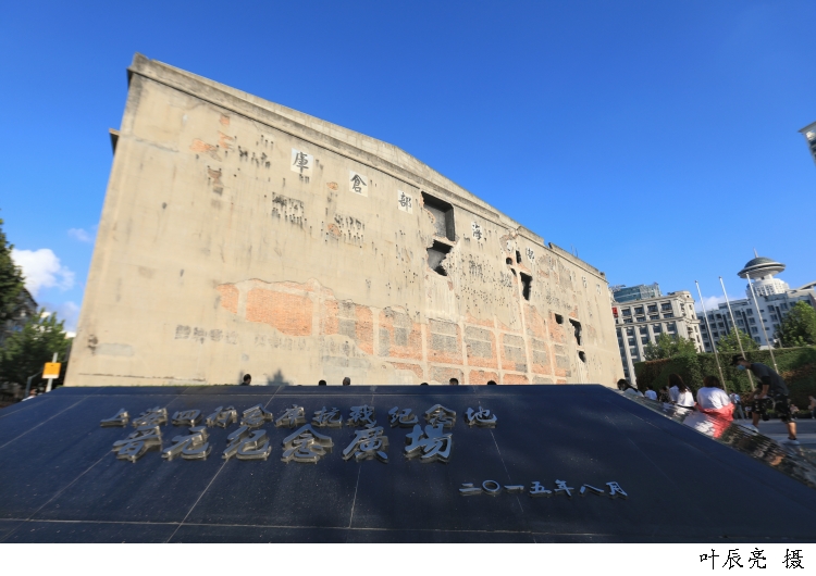 2933684_w750.jpg 2933684_w750.jpg