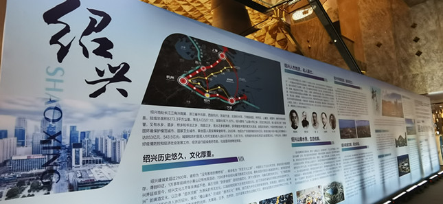 内 e2ab8651cf6104fbd_副本.jpg