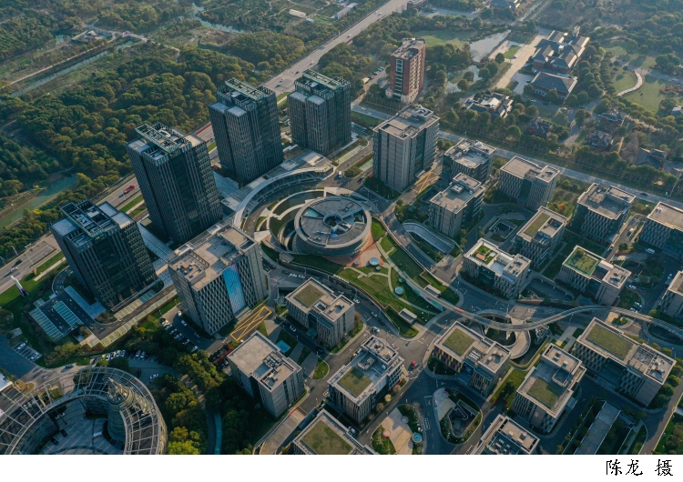 3092438_w750.jpg 3092438_w750.jpg