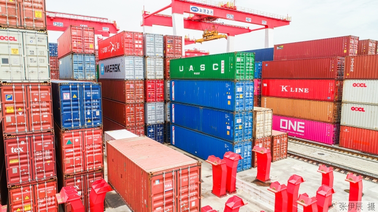 big (3).jpg big (3).jpg