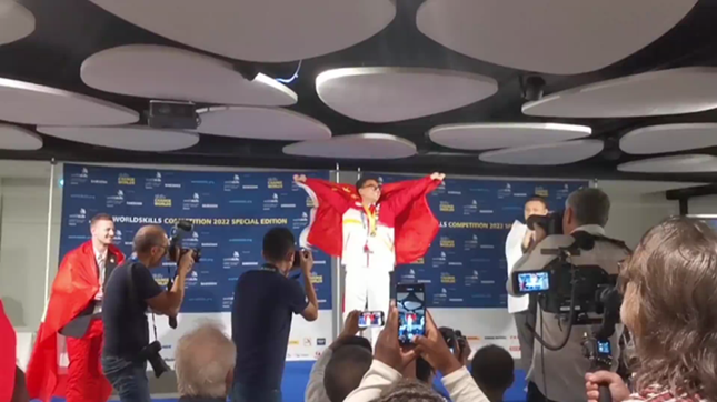 内 1103155630_副本.png 内 1103155630_副本.png