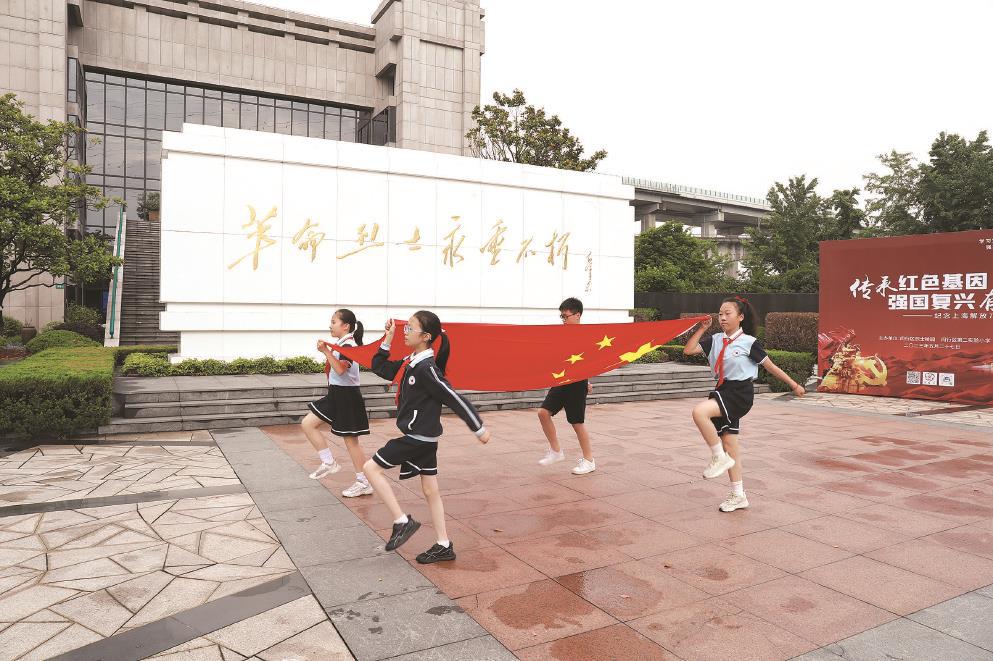 20528_p10.jpg 20528_p10.jpg